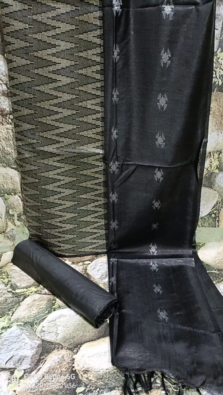 Exquisite Katan Silk Suit Piece – Timeless Elegance in Pure Silk Weave